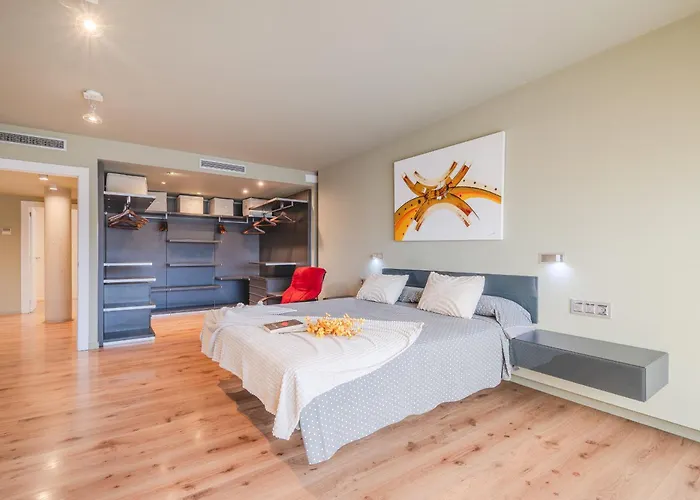 Gran Duplex Cerca Del Mar Con Piscina Privada En El Centro De Roses