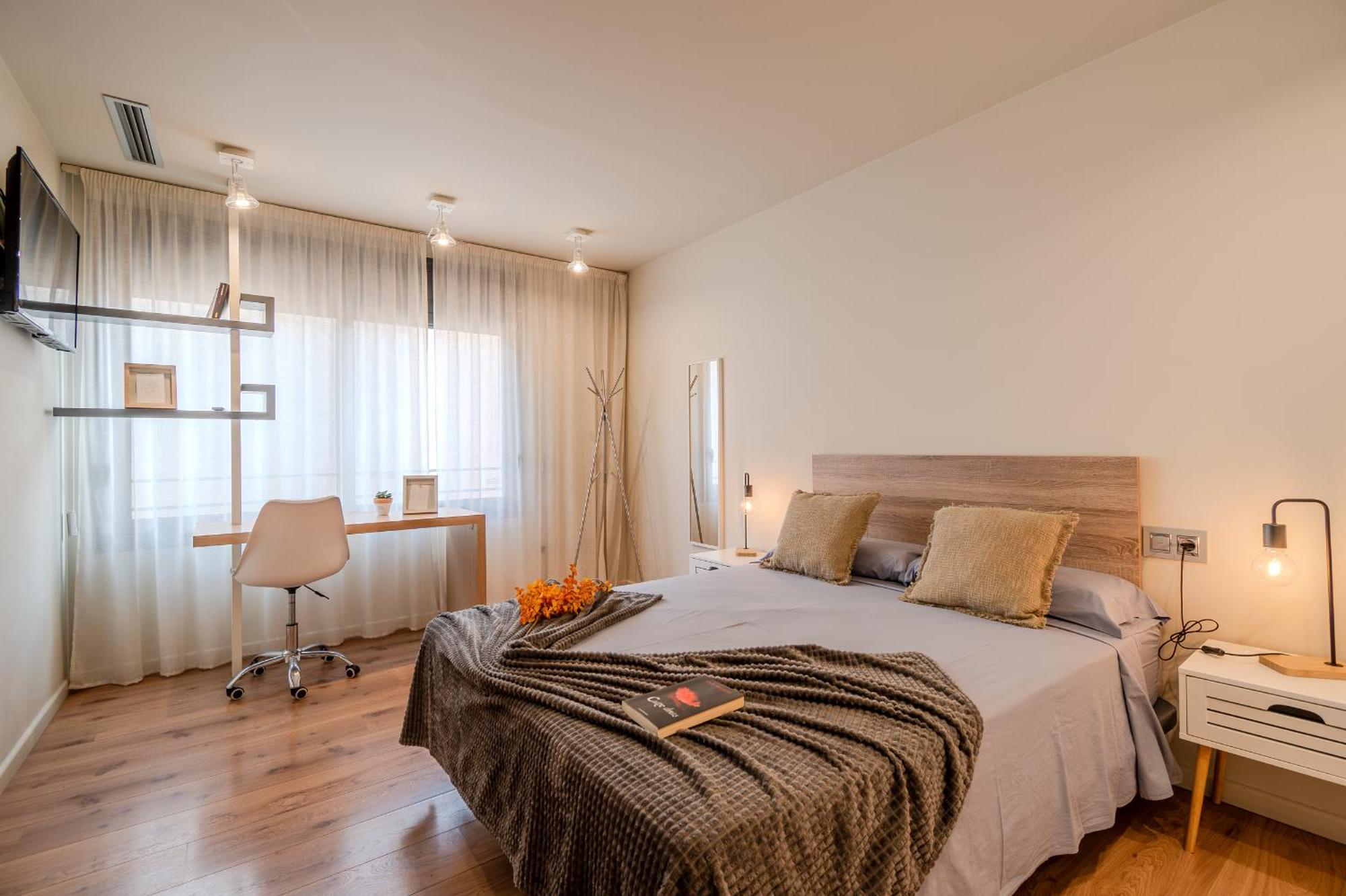 Gran Duplex Cerca Del Mar Con Piscina Privada En El Centro De Vakantiehuis
