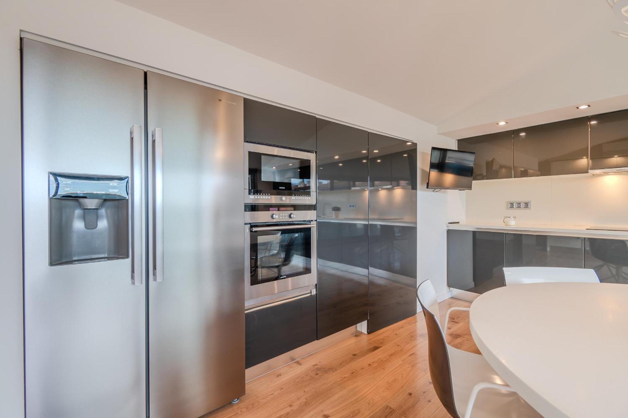 Gran Duplex Cerca Del Mar Con Piscina Privada En El Centro De Hébergement de vacances